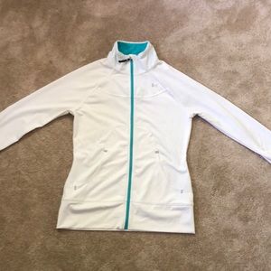 UnderArmour women’s zip up jacket